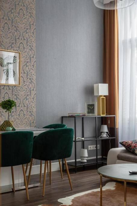 Chic, Captivating Space Near Opera House Lejlighed *